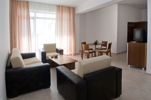 Aparthotel Lighthouse Sveti Vlas Exterior photo